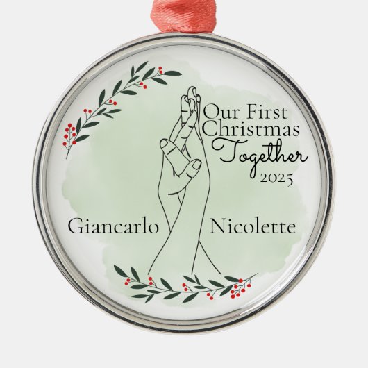 In elkaar grijpende handen eerste kerst samen metalen ornament (Voorkant)