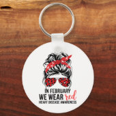 In februari Draag we Red Messy Bun - hartziekte Sleutelhanger (Voorkant)