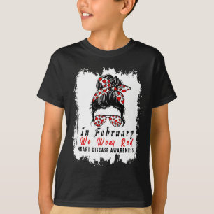 In Februari dragen we Rode Rommelige Knot Hartziek T-shirt