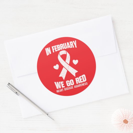 In February We Go Red for Heart Disease Awareness Ronde Sticker (Envelop)