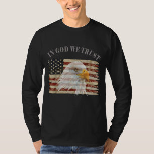 In God vertrouwen wij Amerikaans respect T-shirt