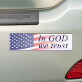 In God vertrouwen wij de Amerikaanse vlag Bumpersticker (Op auto)