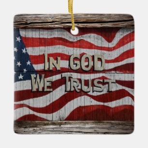 In God vertrouwen wij op de Amerikaanse vlag van R Keramisch Ornament