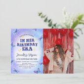 In haar verjaardagstijdperk vlinder verjaardag fot kaart (Staand voorkant)