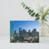 In het centrum van Dallas, Texas vroeg in de ochte Briefkaart (Staand voorkant)