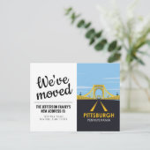 In het centrum van Pittsburgh, PA Bridge  We hebbe Briefkaart (Staand voorkant)