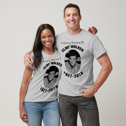 In het Geheugen van het Geheugen van Clint Walker T-shirt (Unisex)