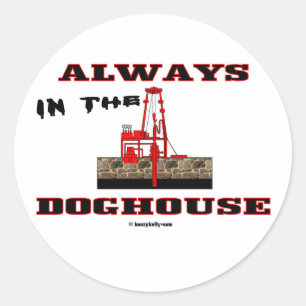 In het hondenhok, olieveld Sticker, olieboorplatfo Ronde Sticker