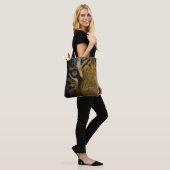 In het oog van een tijgermonogram tote bag (Op model)