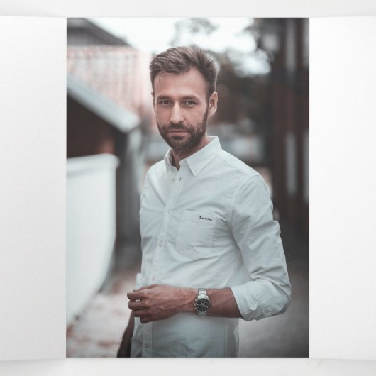 In het programma Geheugen volledig foto-Memorial (Binnenkant midden)