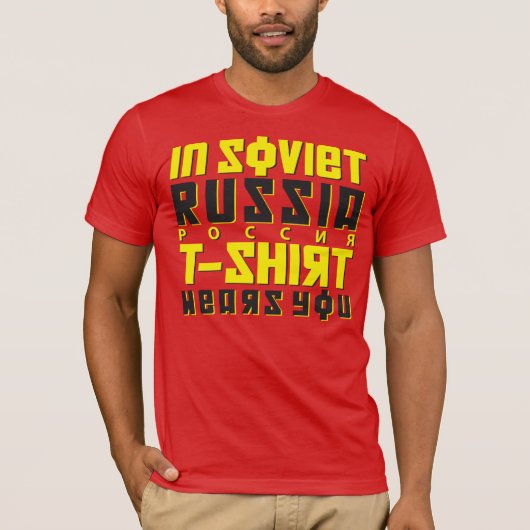 In het Russische T-shirt draagt u (Voorkant)