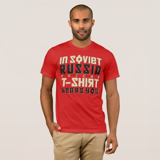 In het Russische T-shirt draagt u (Voorkant volledig)