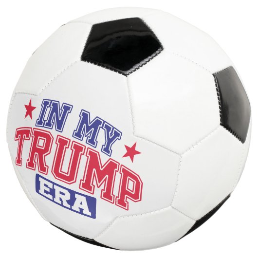 In het Trump tijdperk Voetbal (Drie kwart)