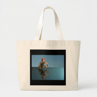 in het water grote tote bag