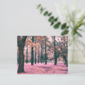 In het Yoyogi Park in Tokio werden bomen gekleurd. Briefkaart (Staand voorkant)