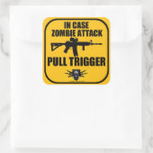 In Hoesje is Zombie Attack Pull Trigger Sticker (Tas)