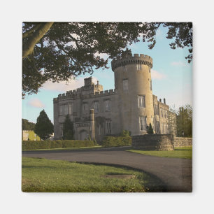 In Ierland, de zij-ingang van Dromoland Castle Magneet