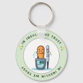 In Insulin We Trust – Funny Diabetes Keychain (Voorkant)