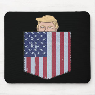 In je tas Grappige Trump 2024 Peeking Pocket Muismat