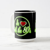 In liefde met de 80's Retro Green Neon Logo Mok (Voorkant links)