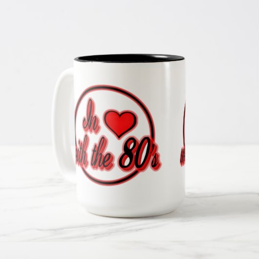 In liefde met de 80's Retro Red Logo Mok (Voorkant links)