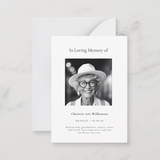 In Liefdevolle Geheugen Moderne Eenvoudige Gebedsk Notitiekaartje (Voorkant)