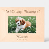In liefdevolle herinnering aan familie huisdier gegraveerde lijstjes