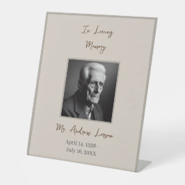 In liefdevolle herinnering elegante begrafenismonu reclamebord met voetstuk