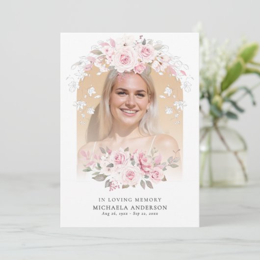 In liefdevolle herinnering Roze Waterverf Bloemenm Programmakaart (Staand voorkant)