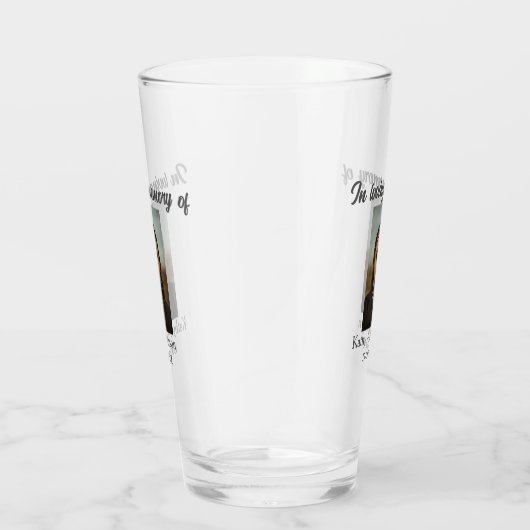 In liefdevolle herinnering van add naam gedenkteke glas (Rechts)