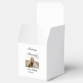 In liefdevolle herinnering van begrafenis houden n bedankdoosjes (Geopend)