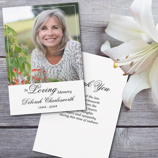 In Loving Memory Elegant Script Funeral Photo Bedankkaart