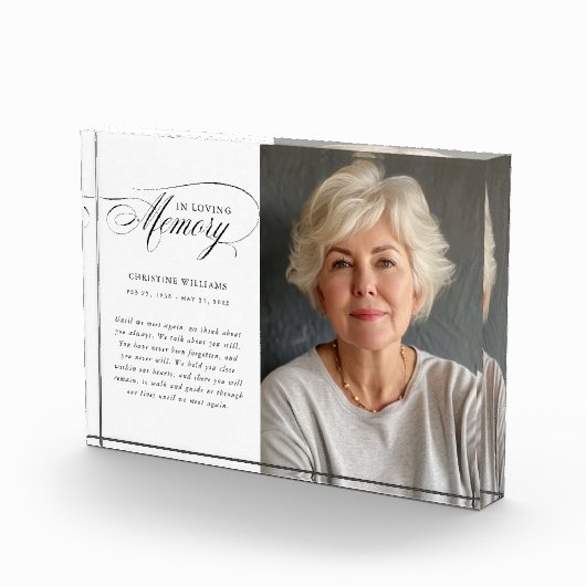 "In Loving Memory" Gedenkteken, naam, foto (Rechts)