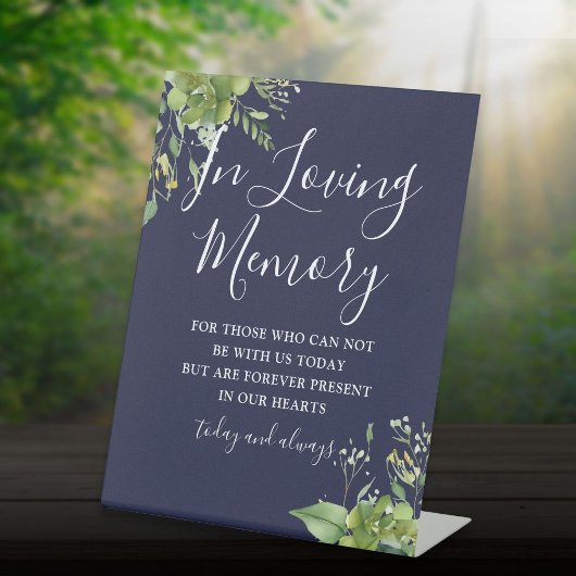 In Loving Memory Greenery Marine Blauwe bruiloft Reclamebord Met Voetstuk