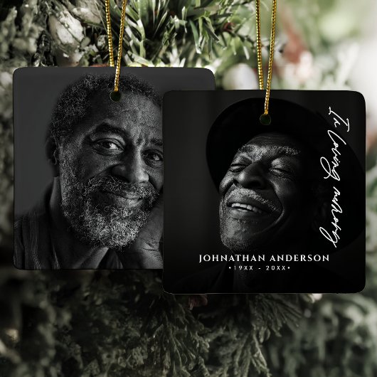 In Loving Memory Modern Script Naam & 2 foto's Keramisch Ornament