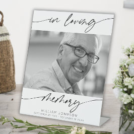 In Loving Memory Moderne Script Foto Begrafenis Reclamebord Met Voetstuk