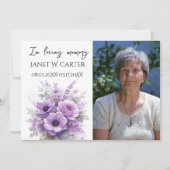 In Loving Memory Paarse Sering Bloemstuk Funeral Kaart (Voorkant)