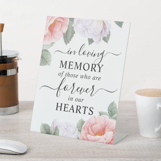 In Loving Memory Roze Witte Bloemen Reclamebord Met Voetstuk (Insitu)