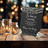 In Loving Memory String Lights Zwart Gedenkteken Reclamebord Met Voetstuk