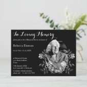 In Loving Memory Zwart Elegant Bloemenmonument Kaart (Staand voorkant)