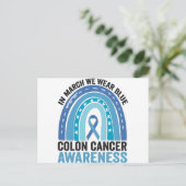 In Marsh dragen we blauw ter bewustwording van dar Briefkaart (Staand voorkant)