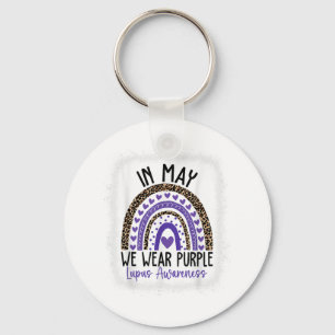 In mei Draag we de Paarse Lupus Awareness Month _1 Sleutelhanger