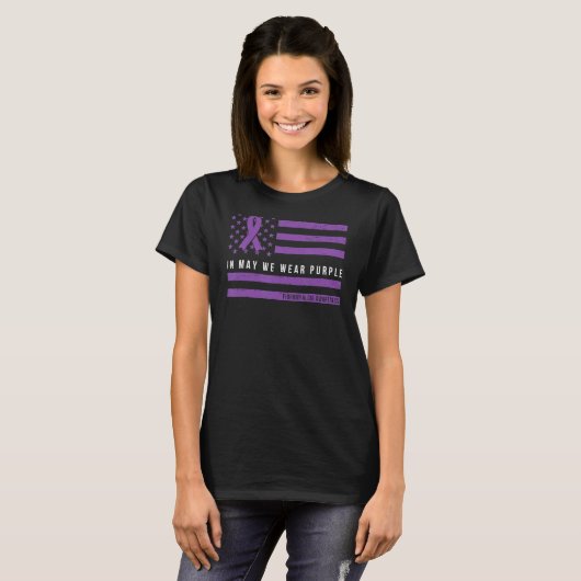 In mei Draag we Paarse fibromyalgie T-shirt (Voorkant volledig)