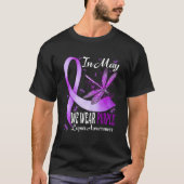 In mei Draag we Paarse Lupus Awareness Dragonfly.p T-shirt (Voorkant)