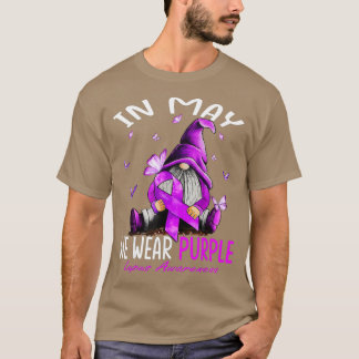 In mei Draag we Paarse Lupus Awareness Maand Gnome T-shirt