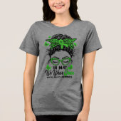 In mei dragen we een groene Tri-Blend T-shirt (Voorkant)
