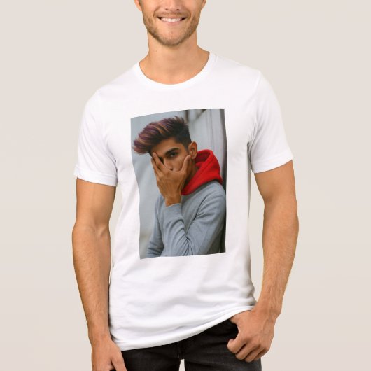 In Memory of Danish Zehen – Angel Vibes Design Tri-Blend Shirt (Voorkant)