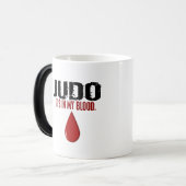 In mijn bloed JUDO Magische Mok (Voorkant links)