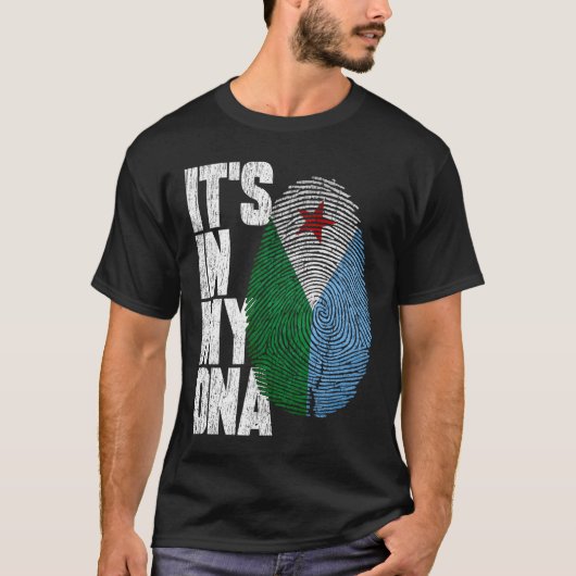 In mijn DNA staat de trotse vlag van Djibouti T-shirt (Voorkant)
