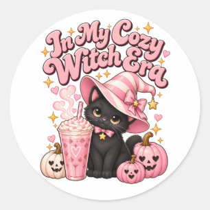 In Mijn Gezellige Heksen Tijdperk Roze Halloween Ronde Sticker